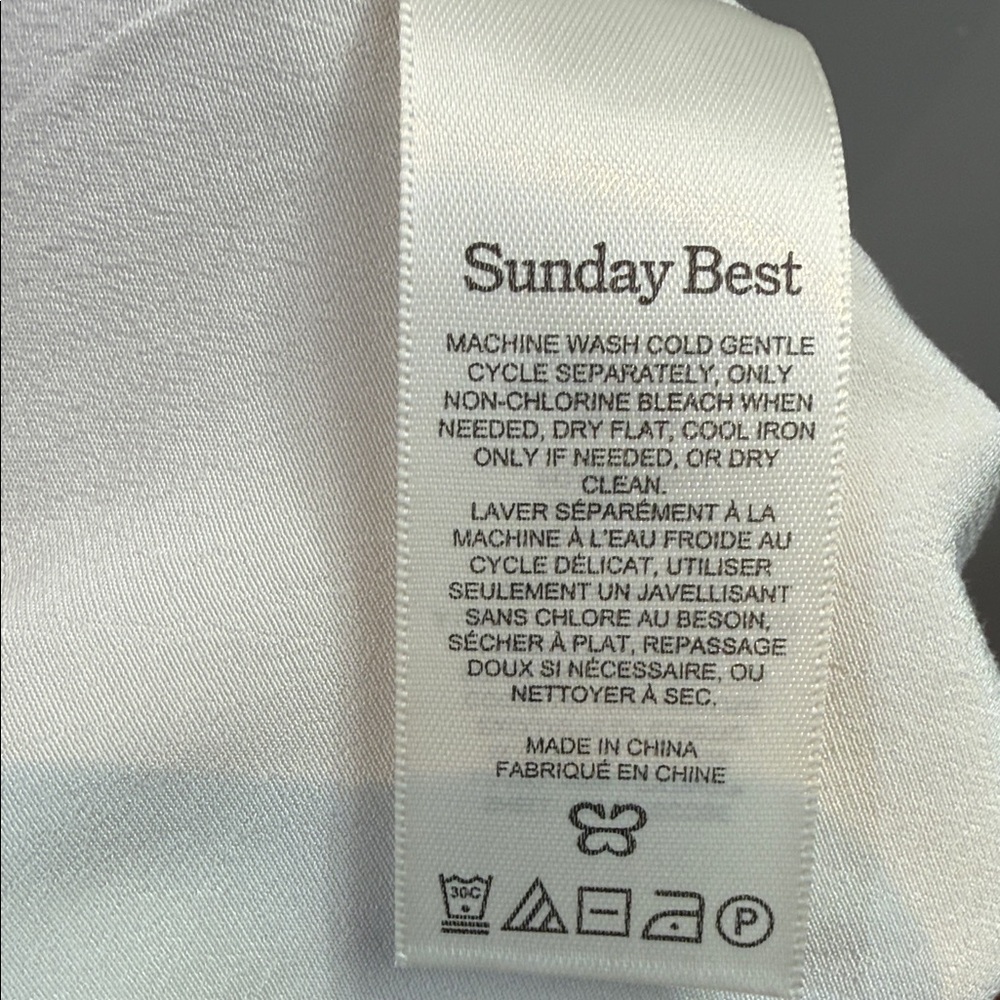 Aritzia Sunday Best Viola Midi Dress
Size: Large - Picture 9 of 9